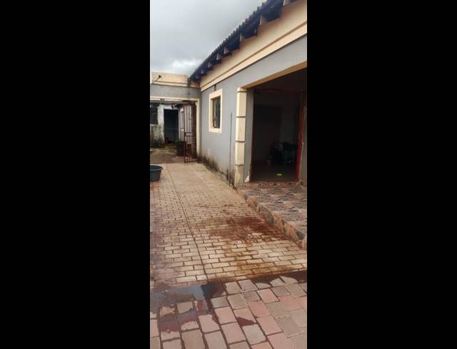 2 BEDROOM HOUSE FOR SALE IN RONDEBULT